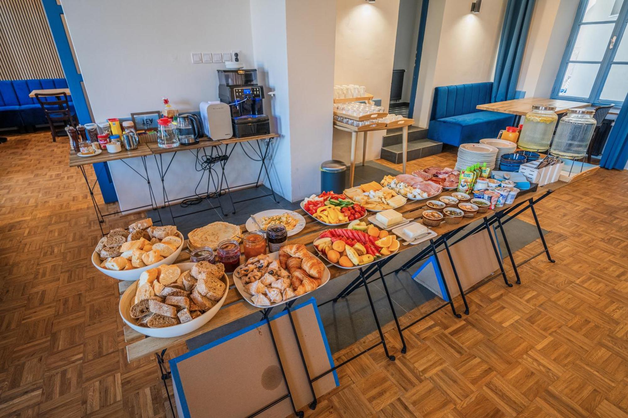 Naturalni Vinarstvi Tomas Krizek, Penzion Dvorek Dolní Dunajovice Extérieur photo